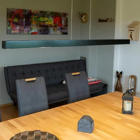 Ferienwohnung Fuchsbau Im Eg Des Ferienhauses Falkenhoehe Oberweißbach Extérieur photo