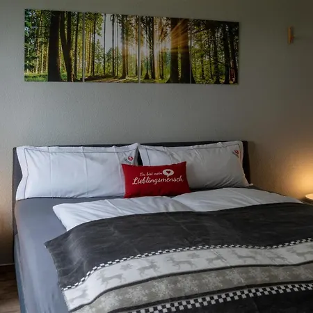 Ferienwohnung Fuchsbau Im Eg Des Ferienhauses Falkenhoehe Oberweißbach Extérieur photo