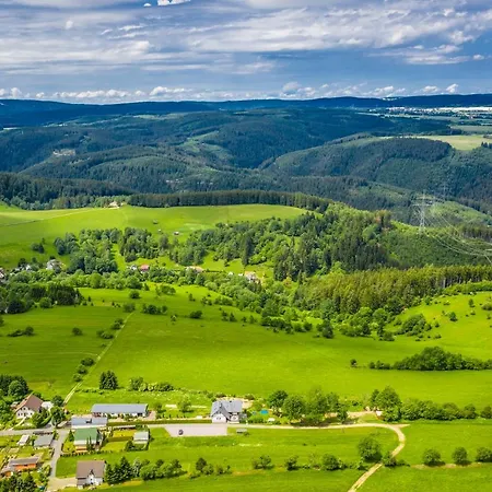 Ferienwohnung Fuchsbau Im Eg Des Ferienhauses Falkenhoehe Oberweißbach Extérieur photo