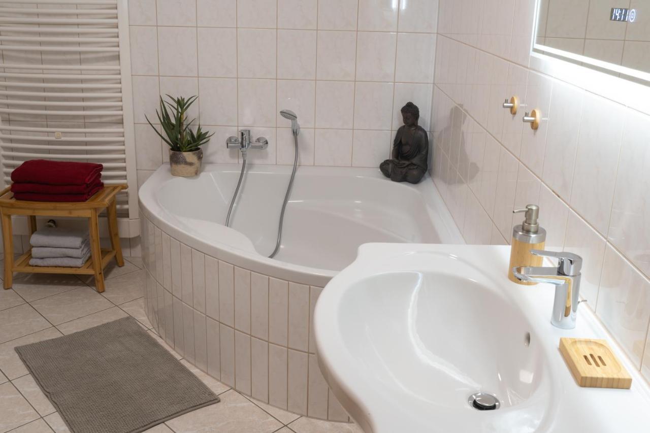 Apartment Fuchsbau Im Eg Des Ferienhauses Falkenhoehe